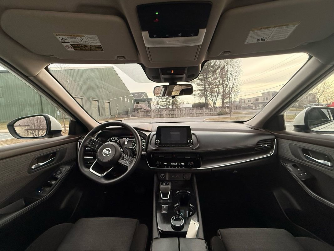 Used 2021 Nissan Rogue SV AWD/4WD image 15