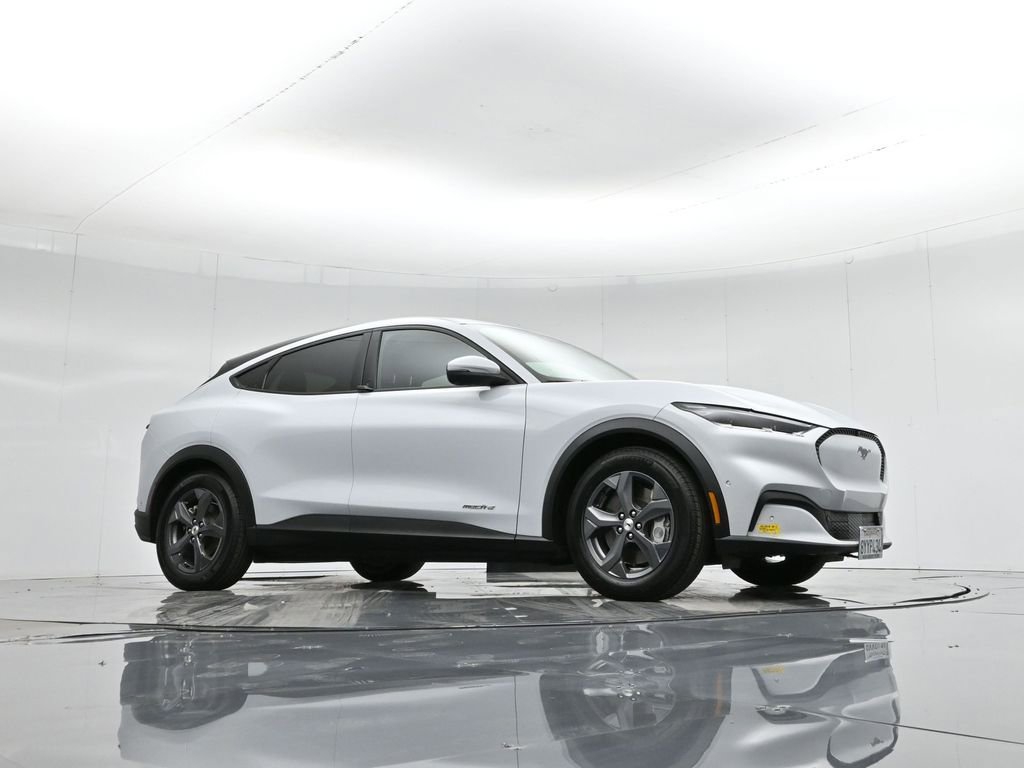 Certified 2021 Ford Mustang Mach-E Select image 3