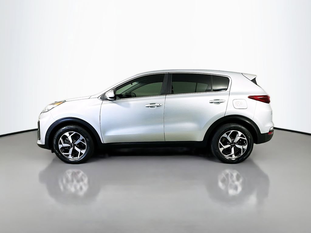 Used 2020 Kia Sportage LX image 4