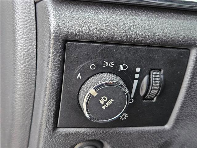 Used 2013 Jeep Grand Cherokee Limited w/ Luxury Group II image 11