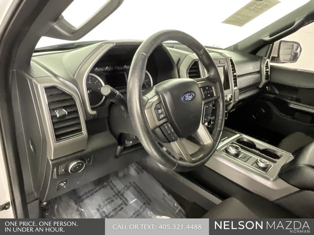Used 2019 Ford Expedition XLT image 34