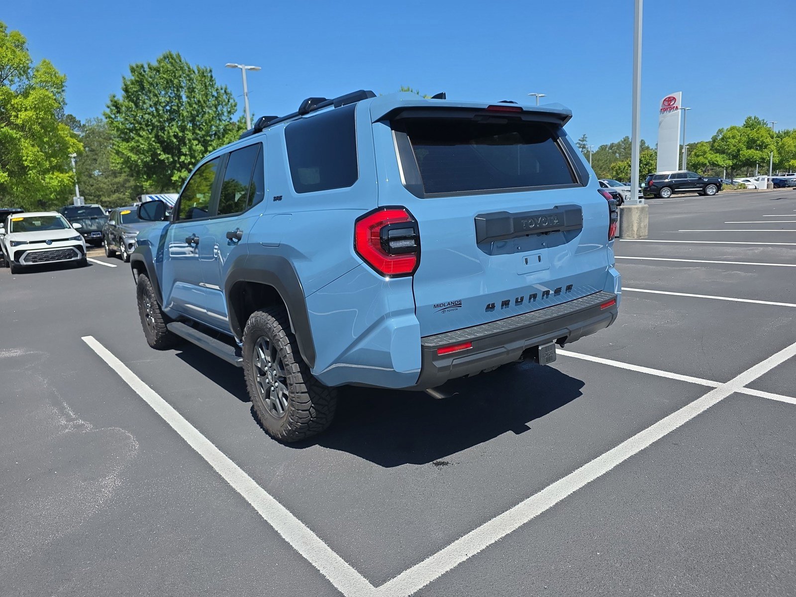 Used 2026 Toyota 4Runner SR5 AWD/4WD image 7