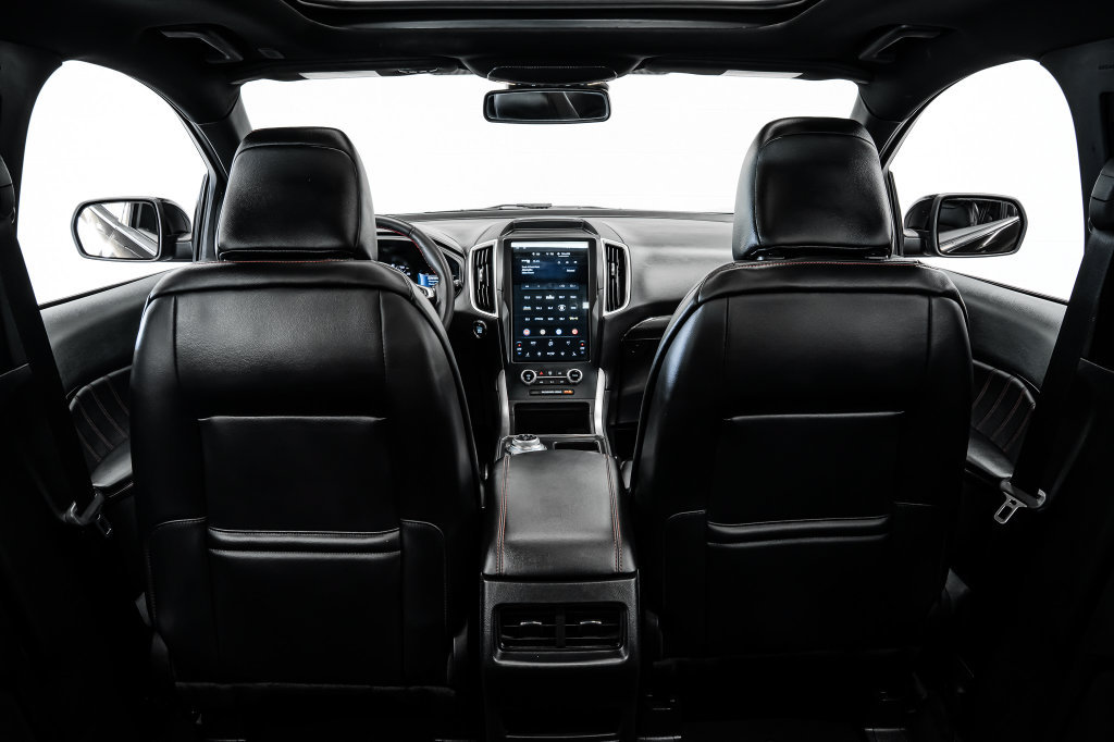 Used 2023 Ford Edge ST-Line AWD/4WD image 19