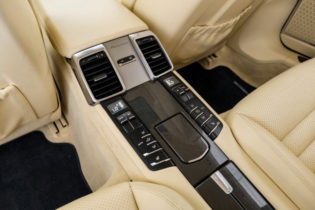 Used 2010 Porsche Panamera Turbo AWD/4WD image 39