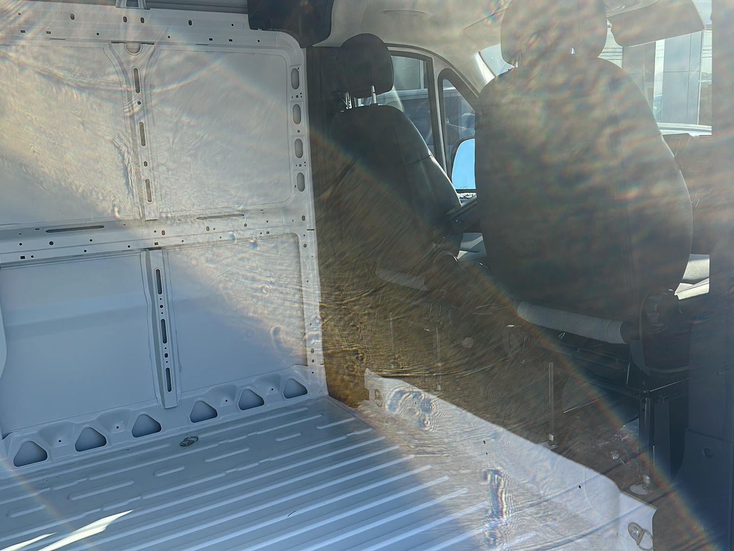 New 2025 RAM ProMaster 2500 w/ Convenience Group FWD image 5