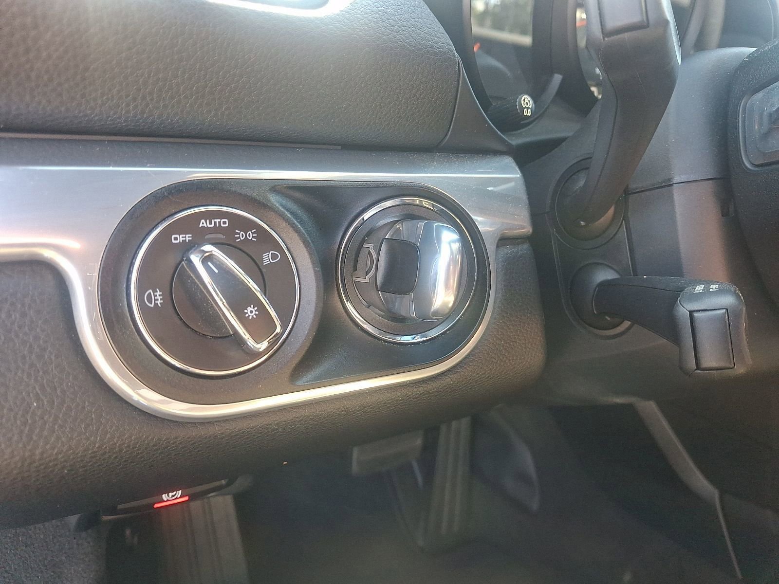 Used 2019 Porsche 718 Boxster RWD image 22