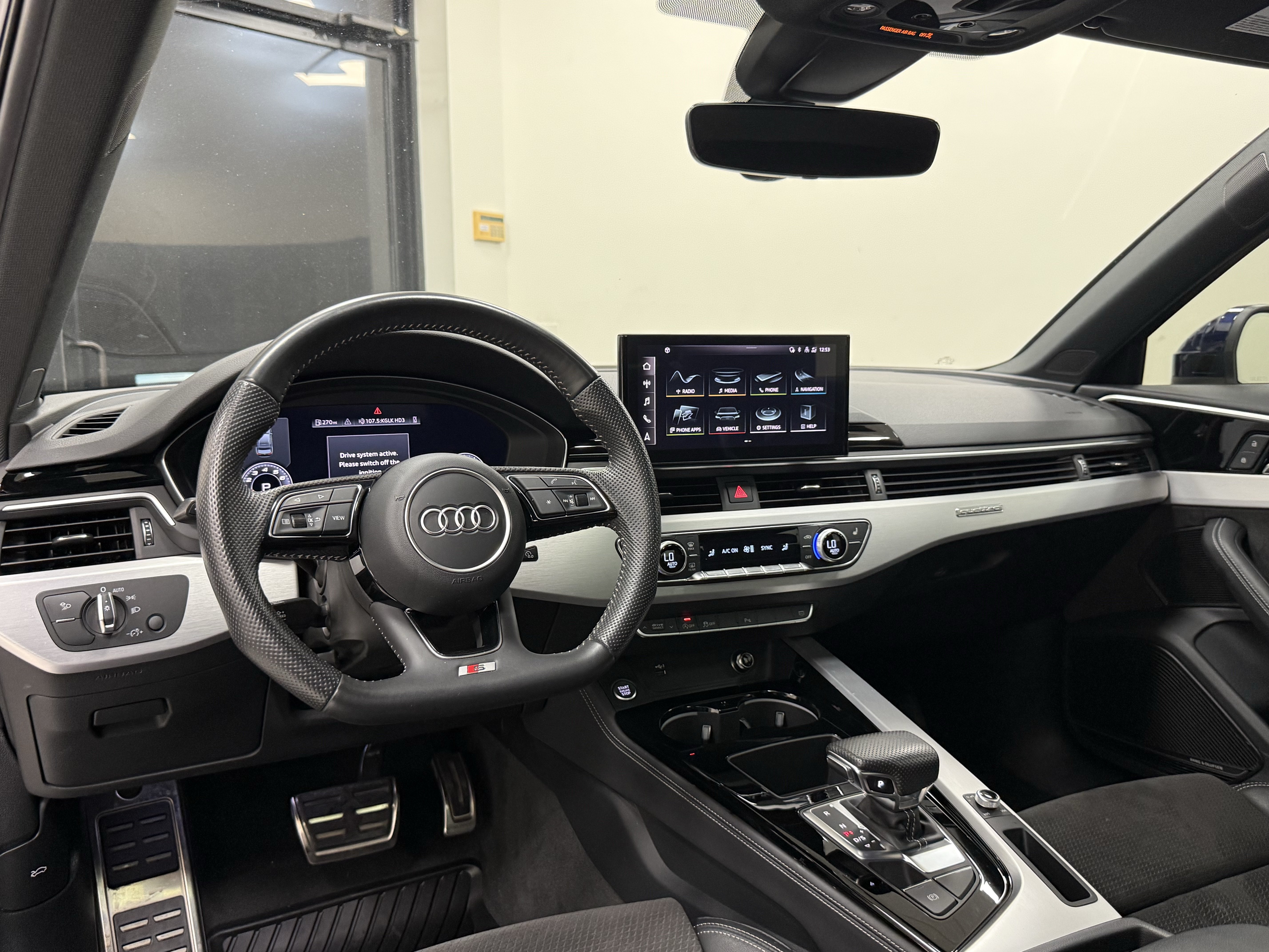 Used 2020 Audi A4 2.0T Premium Plus w/ Premium Plus Package AWD/4WD image 17