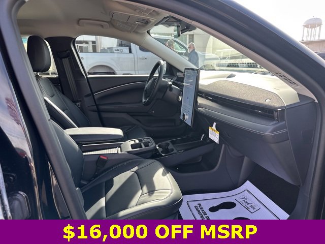 New 2025 Ford Mustang Mach-E Premium image 8