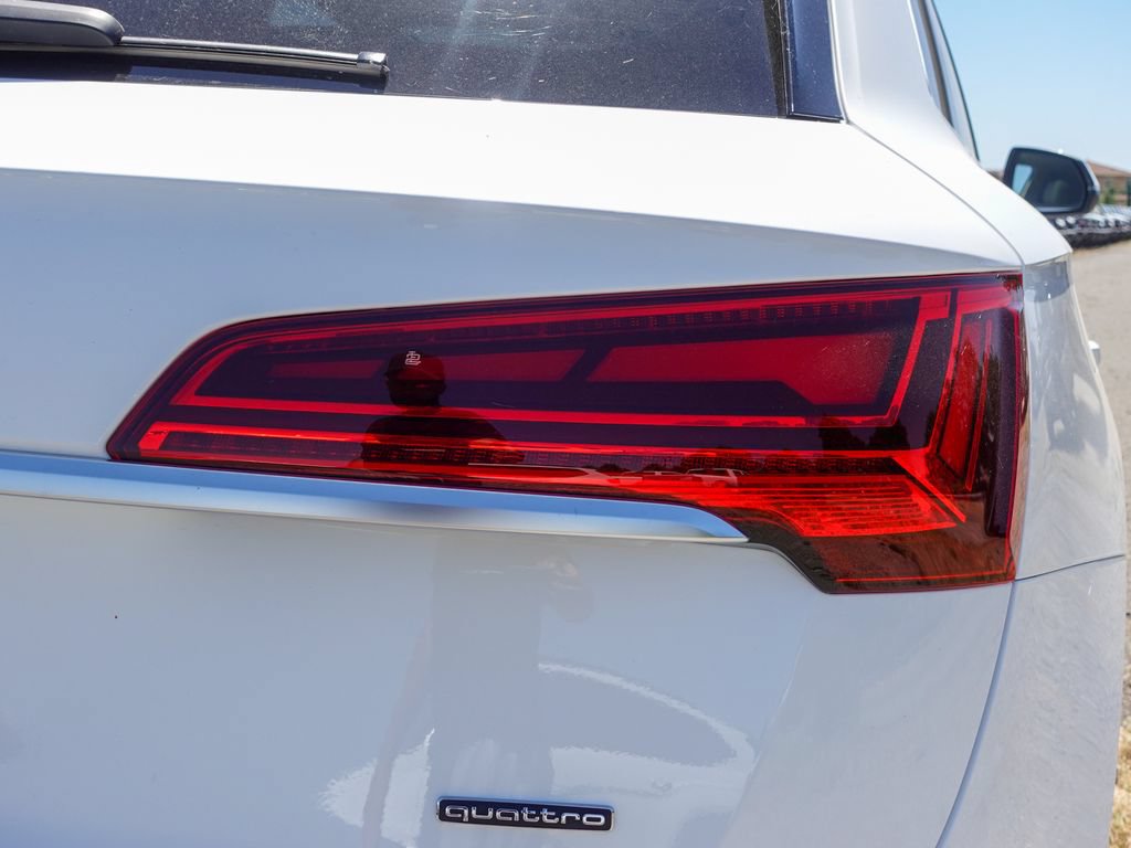 Used 2023 Audi Q5 2.0T Premium w/ Convenience Package AWD/4WD image 7
