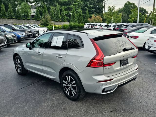 Used 2024 Volvo XC60 T8 Core AWD/4WD image 12