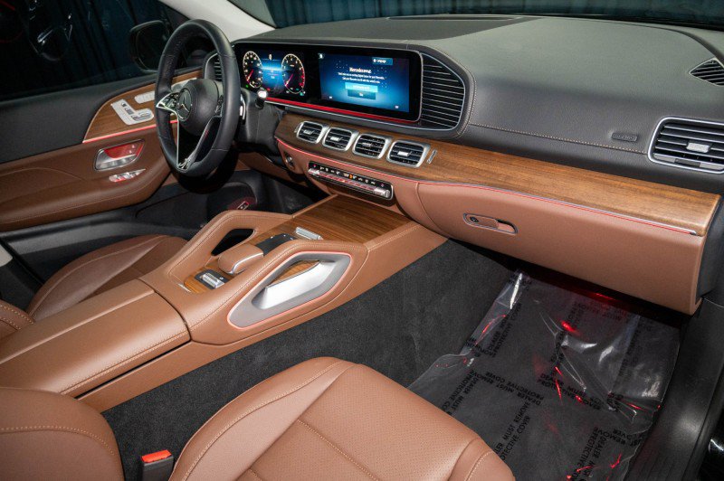 Certified 2026 Mercedes-Benz GLS 450 4MATIC image 21