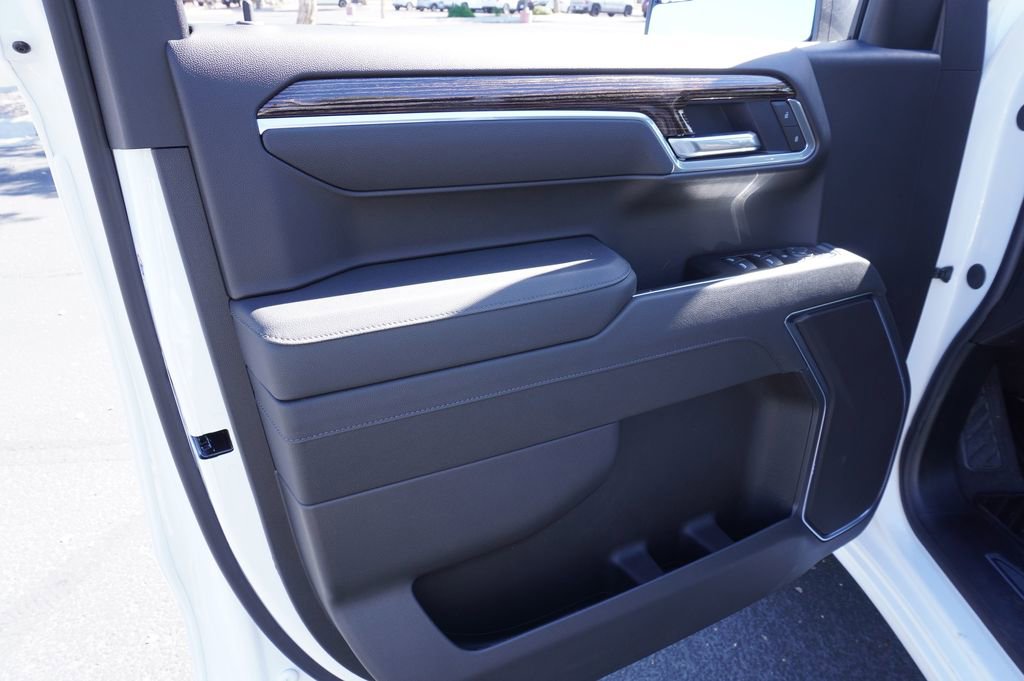 New 2026 GMC Sierra 1500 Elevation image 15