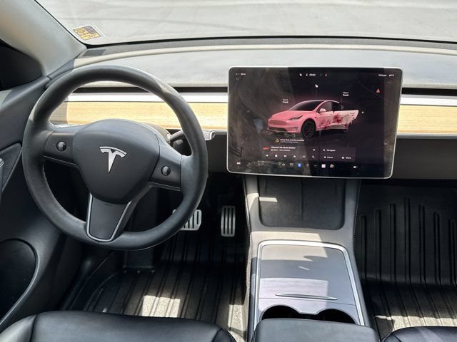 Used 2022 Tesla Model Y Performance AWD/4WD image 26