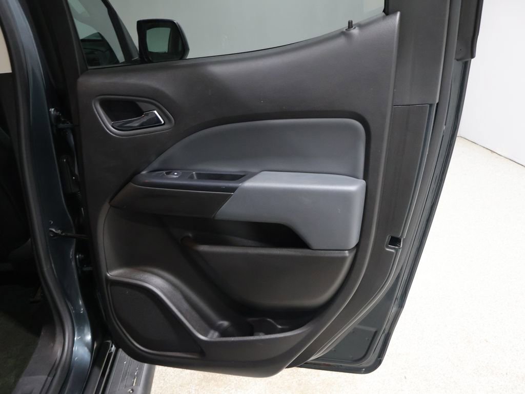 Used 2017 Chevrolet Colorado Z71 image 20