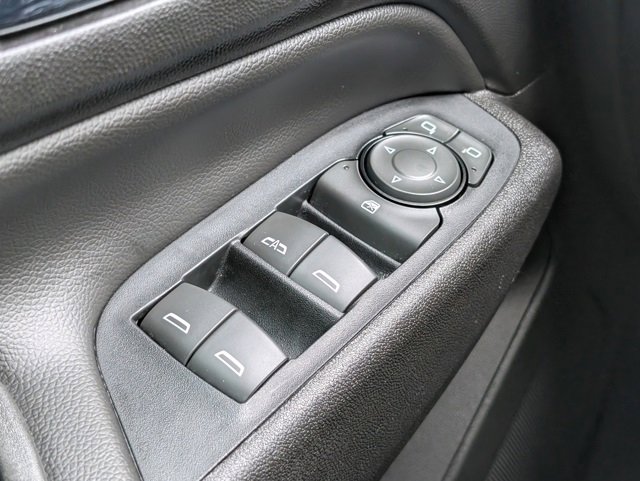 Used 2019 Chevrolet Equinox LT image 24