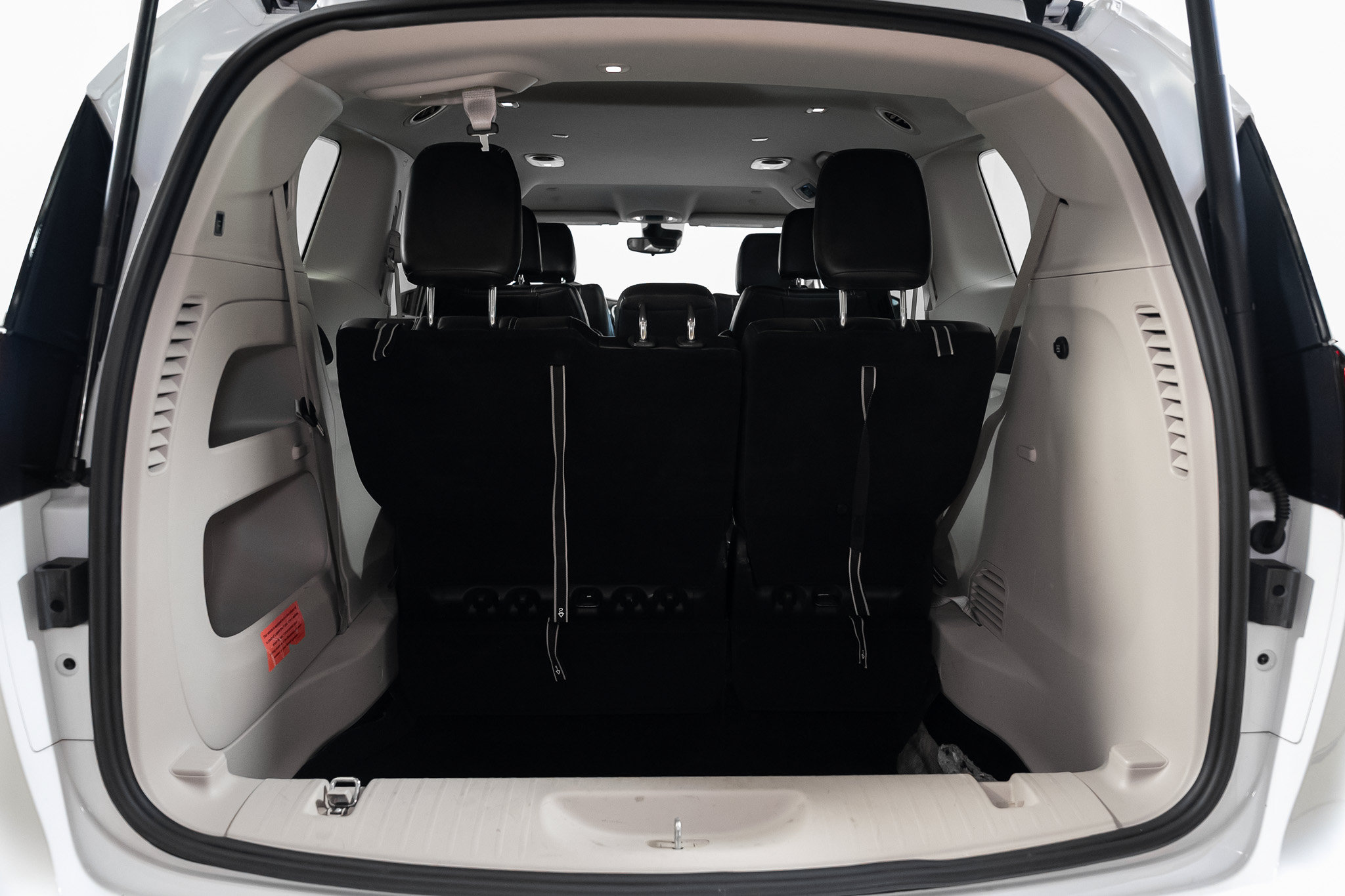 Used 2023 Chrysler Pacifica Touring-L FWD image 40