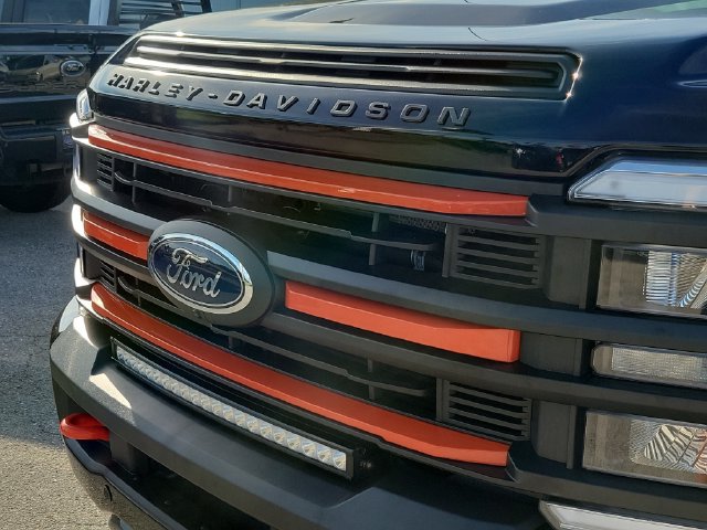 Certified 2024 Ford F250 Lariat w/ Lariat Ultimate Package AWD/4WD image 13