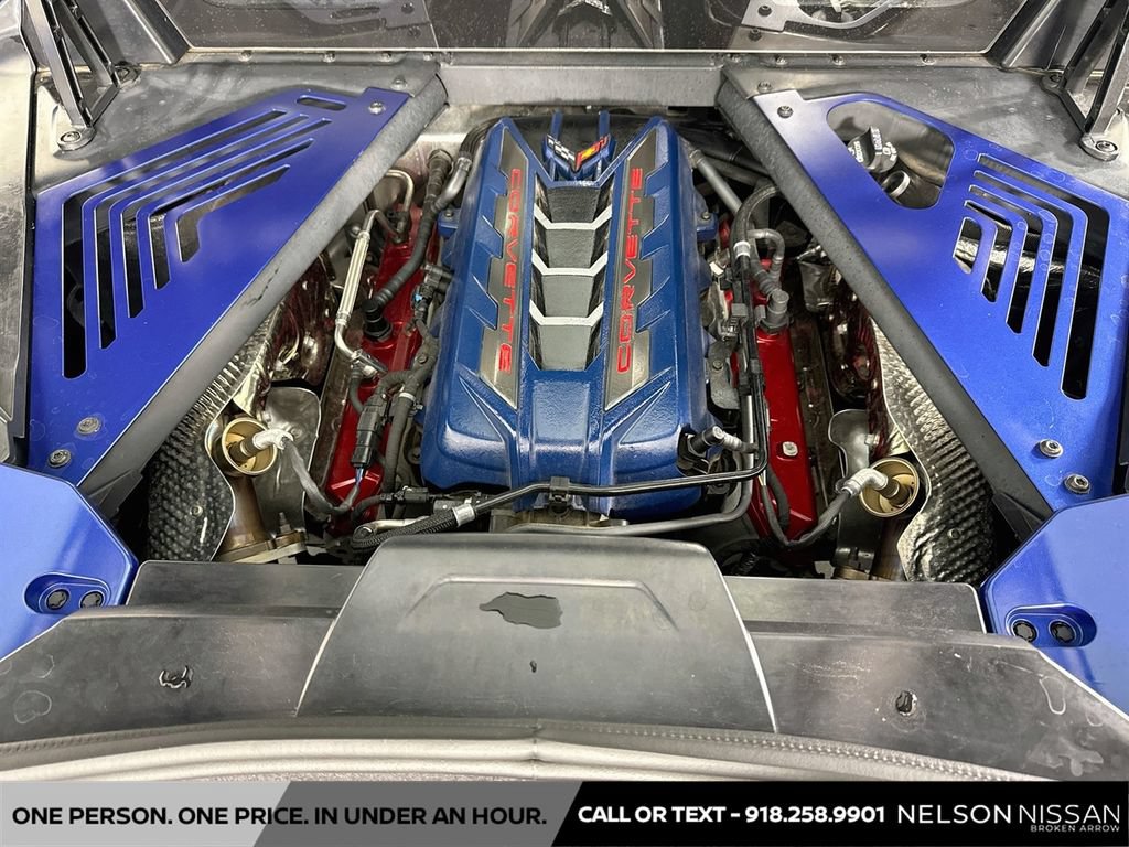 Used 2020 Chevrolet Corvette Stingray Coupe w/ 1LT RWD image 26