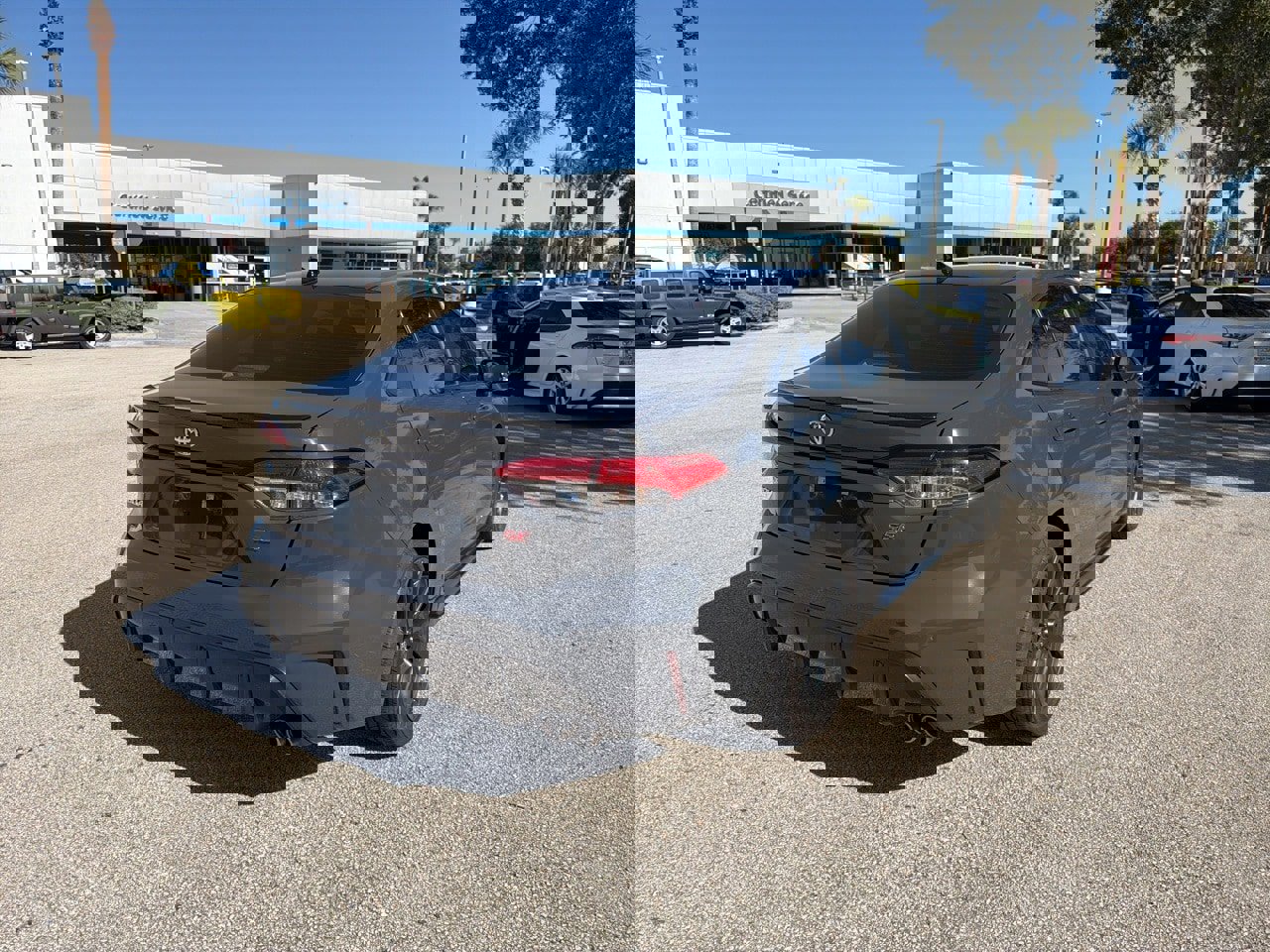 Used 2024 Toyota Corolla SE image 5