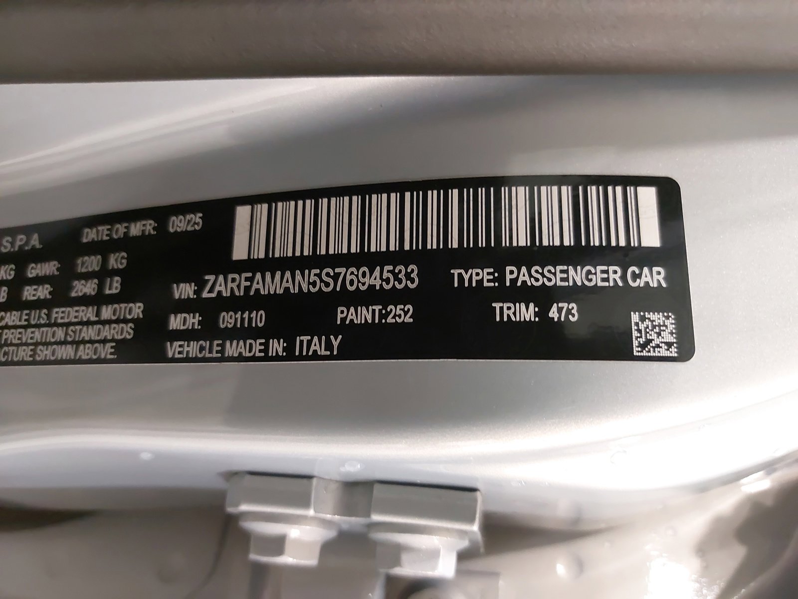 New 2025 Alfa Romeo Giulia w/ Veloce Package Rwd image 37