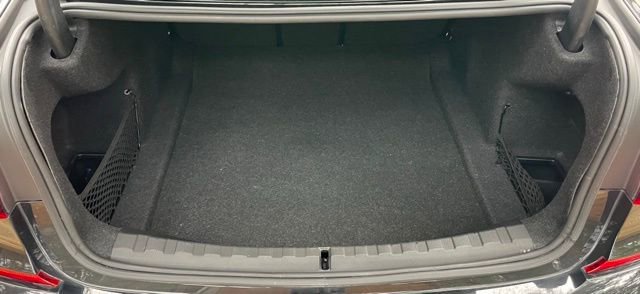 Used 2021 BMW 330i 330i w/ M Sport Package image 17