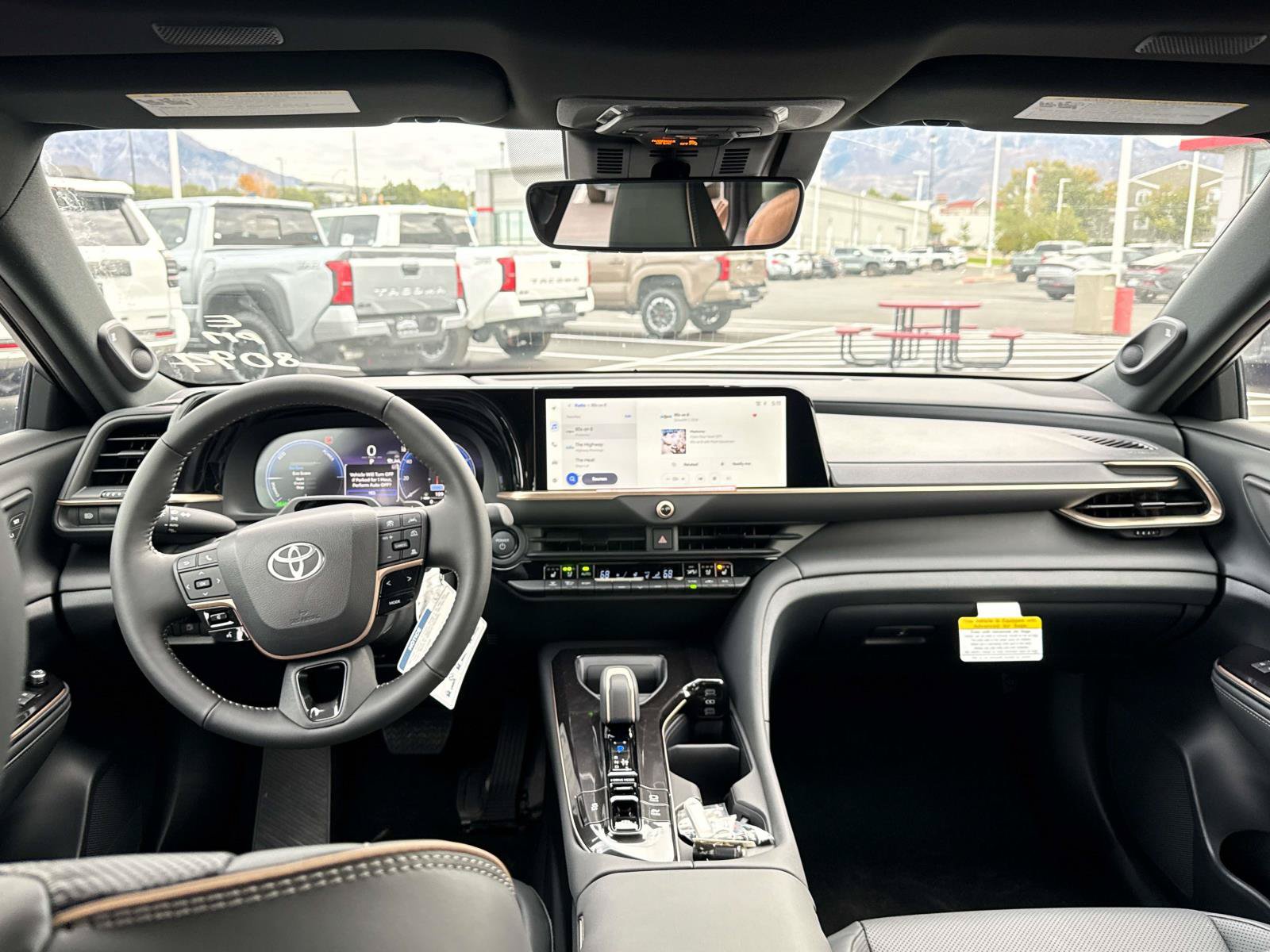 New 2027 Toyota Crown AWD/4WD image 11