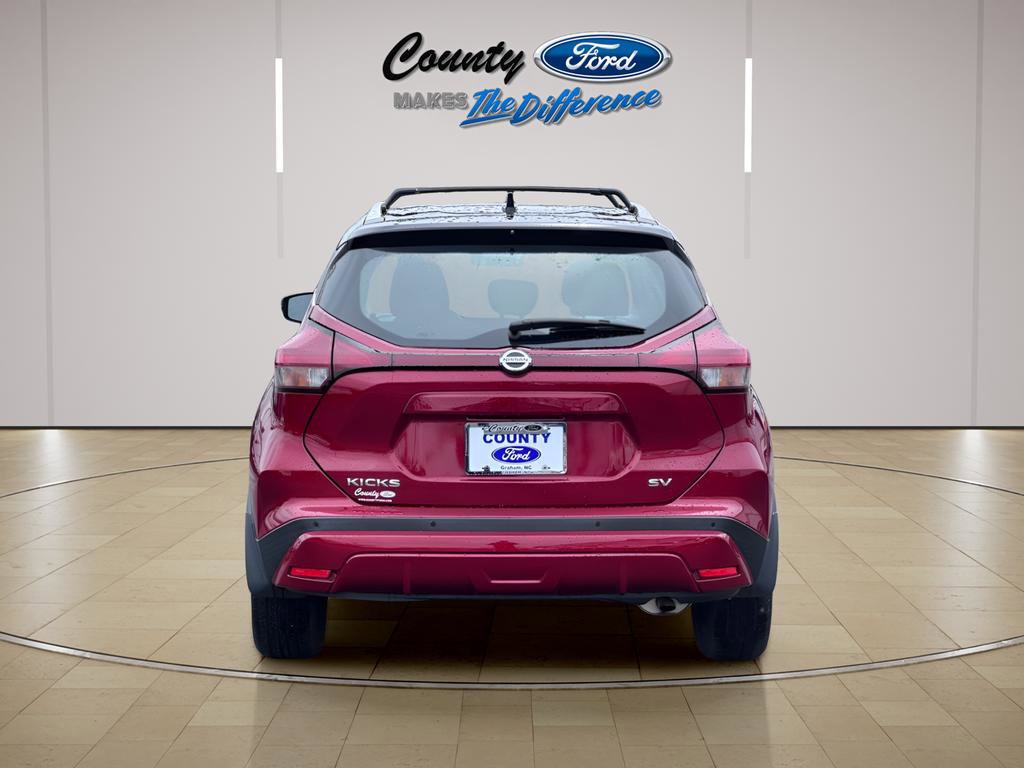 Used 2021 Nissan Kicks SV FWD image 11
