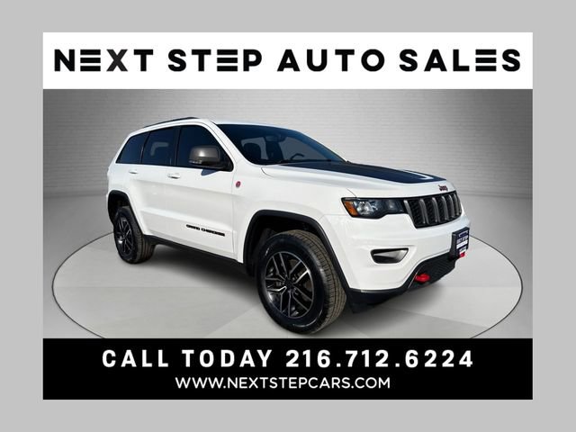 Used 2020 Jeep Grand Cherokee Trailhawk AWD/4WD image 1