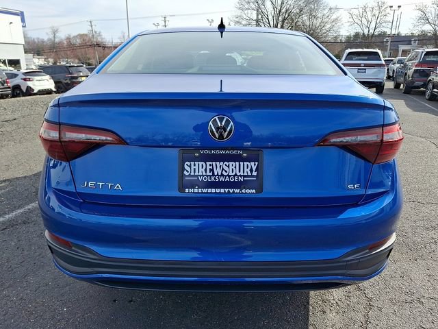 Used 2022 Volkswagen Jetta SE image 5