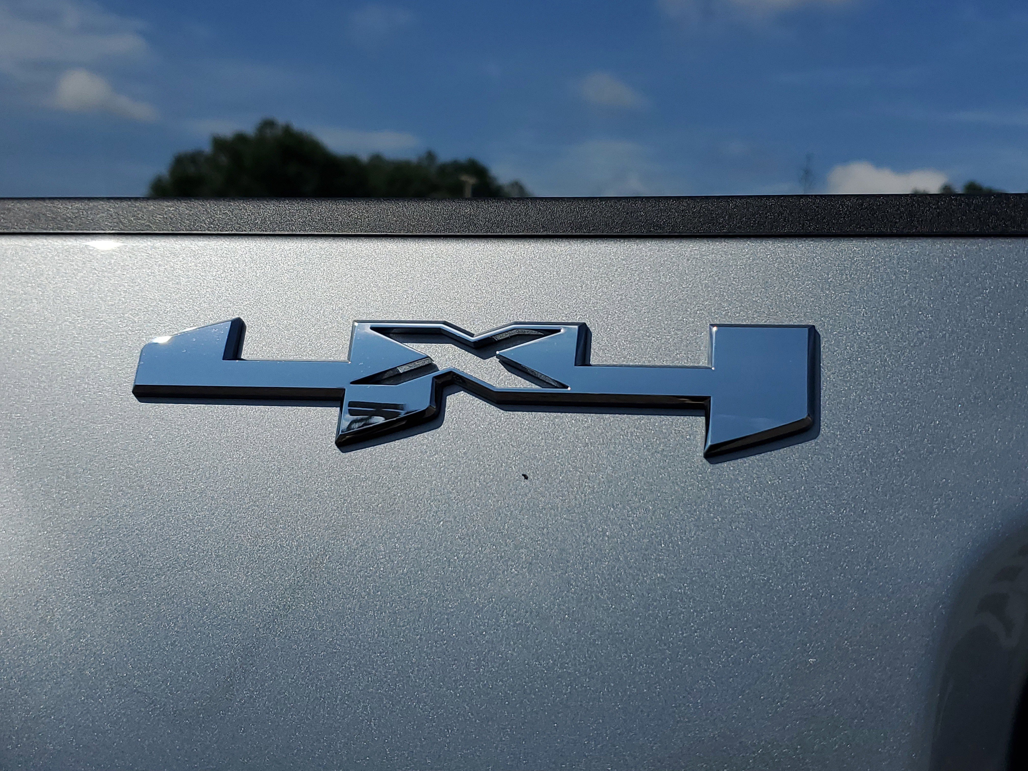 New 2025 GMC Sierra 2500 SLT w/ SLT Convenience Package image 5