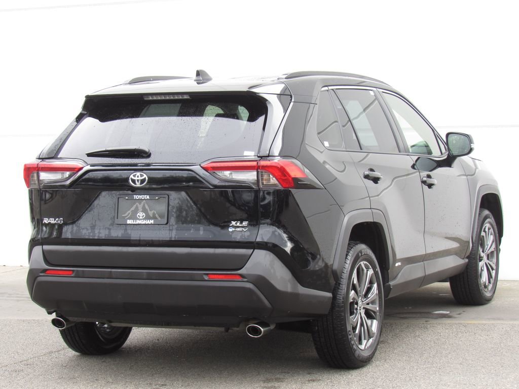 Certified 2025 Toyota RAV4 XLE Premium AWD/4WD image 6