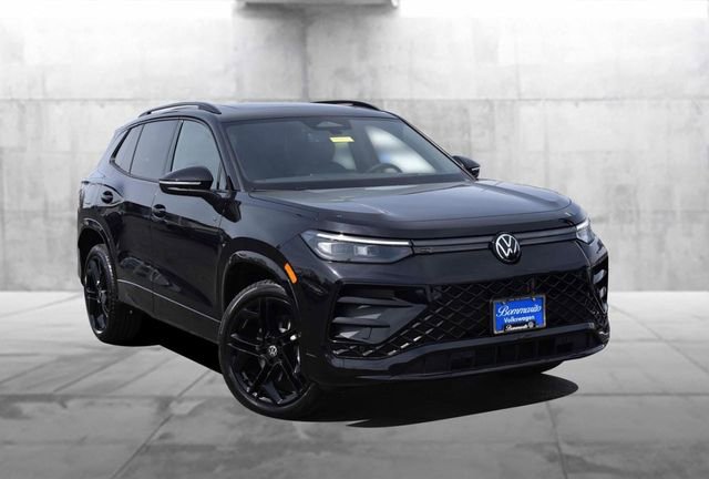 New 2026 Volkswagen Tiguan SE R-Line AWD/4WD image 2
