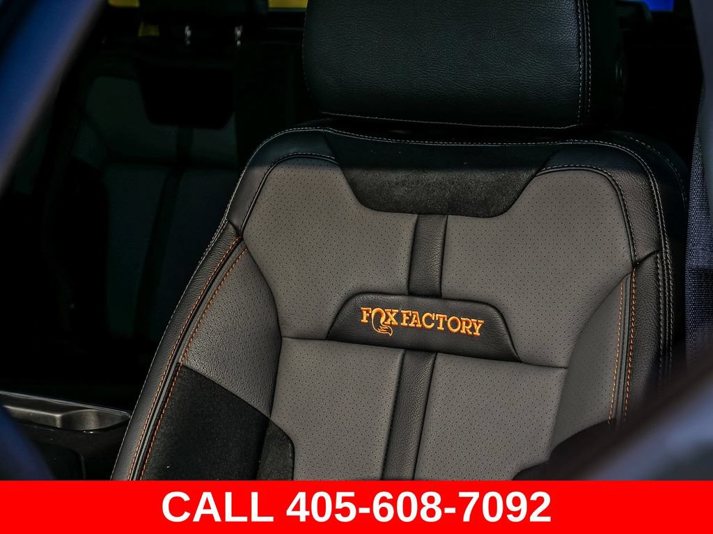 Used 2025 Chevrolet Silverado 1500 LTZ AWD/4WD image 60