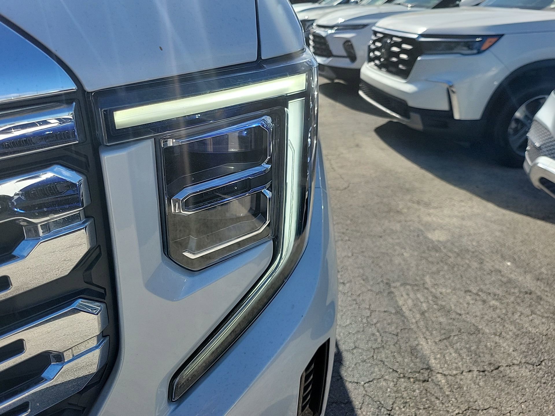 Used 2024 GMC Sierra 1500 Denali w/ Technology Package image 7