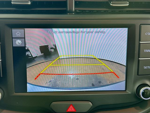 Used 2025 Kia Soul LX w/ LX Technology Package image 16