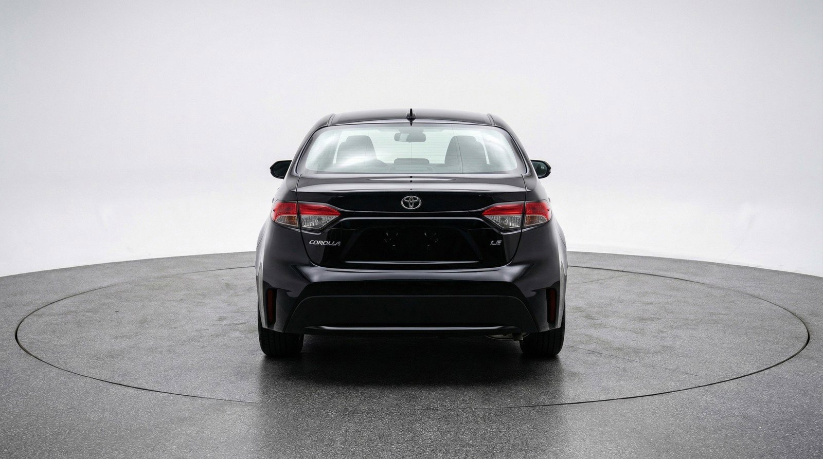 Used 2025 Toyota Corolla LE image 7