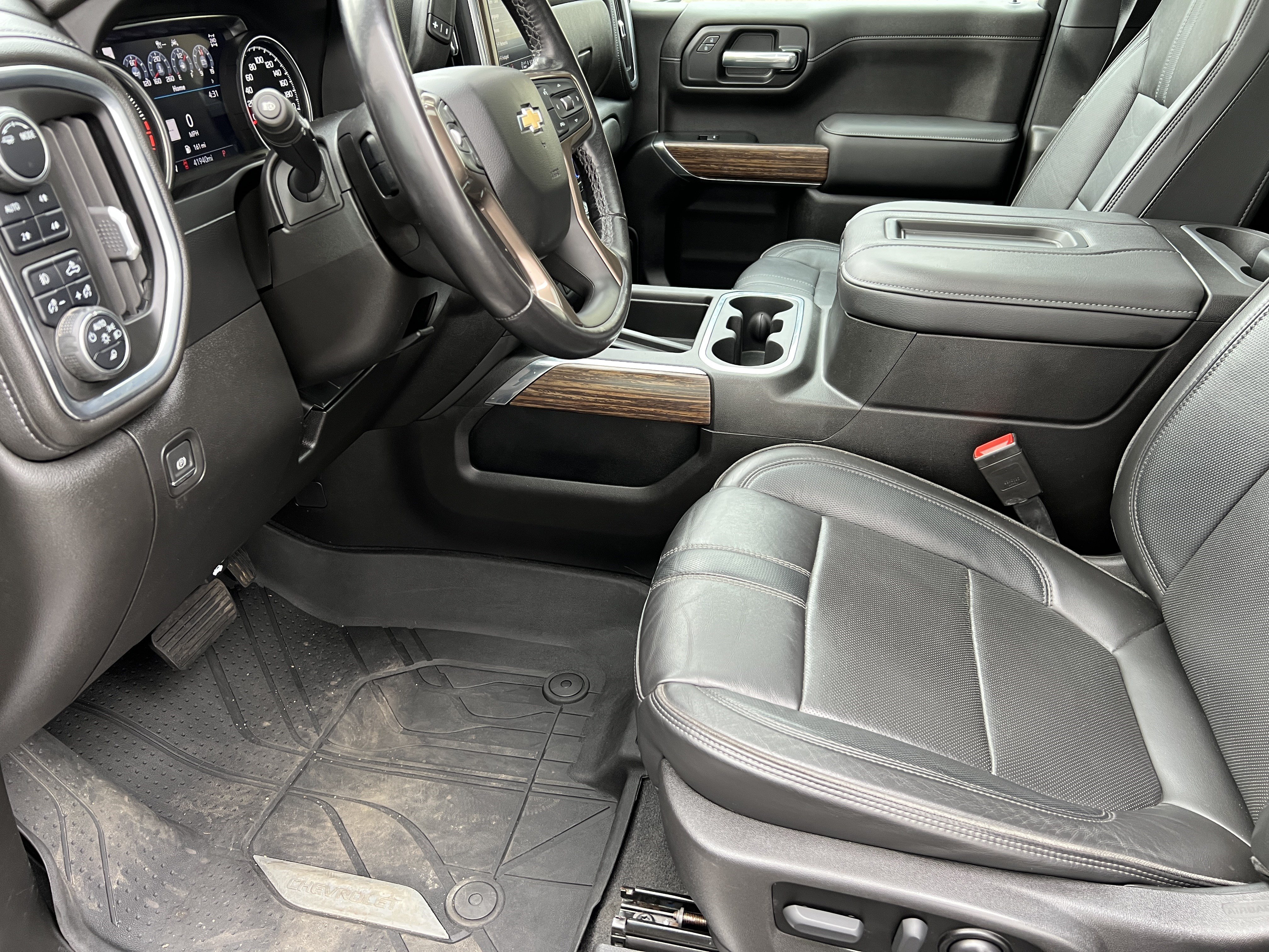 Used 2022 Chevrolet Silverado 1500 High Country w/ Safety Package II AWD/4WD image 15
