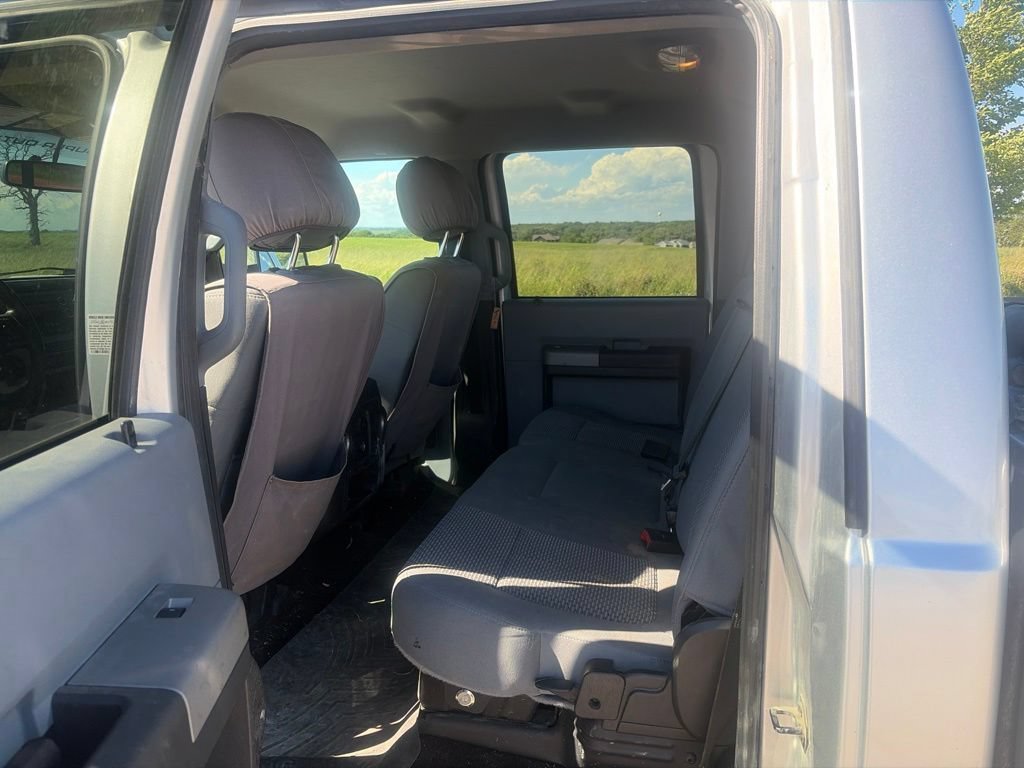 Used 2016 Ford F350 XLT w/ XLT Premium Package AWD/4WD image 16