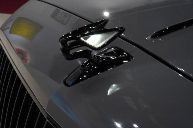 Used 2023 Bentley Flying Spur V8 image 13