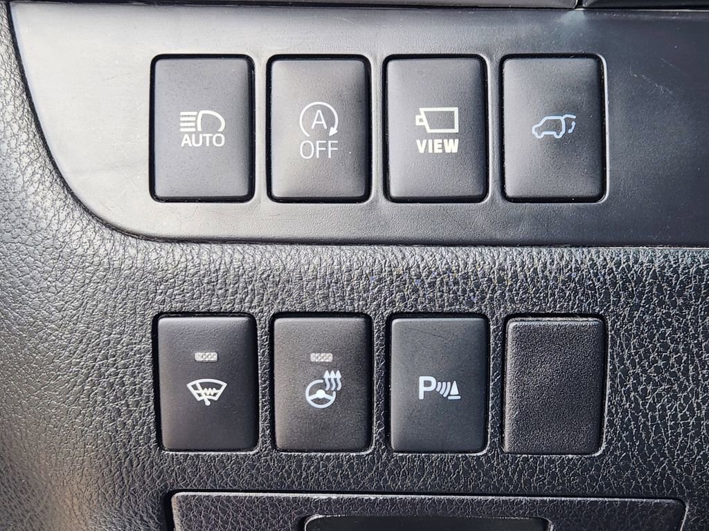 Used 2019 Toyota Highlander Limited Platinum image 12