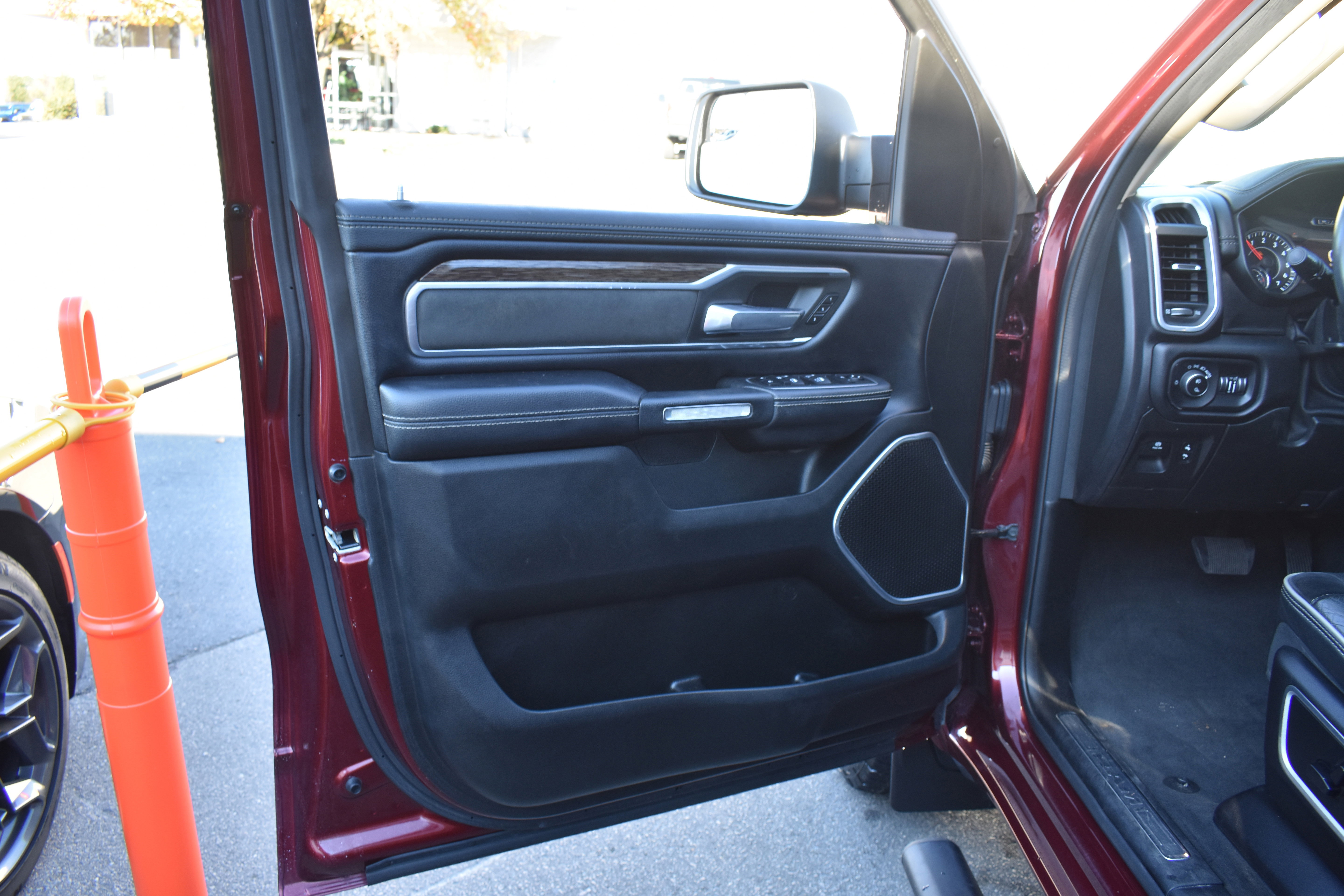 Used 2020 RAM 1500 Laramie image 26