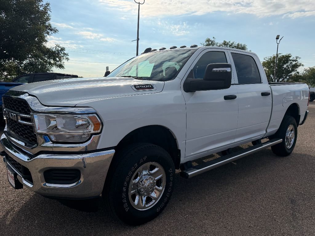 Used 2024 RAM 2500 Tradesman w/ Chrome Appearance Group image 12