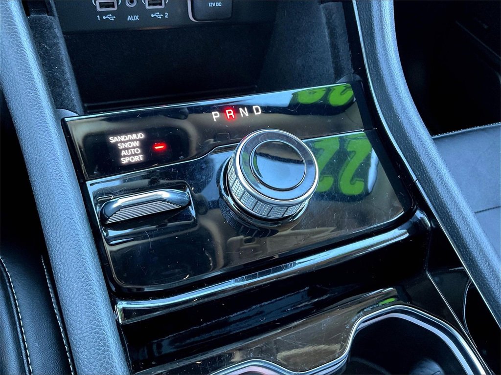 Used 2022 Jeep Grand Cherokee Limited image 33