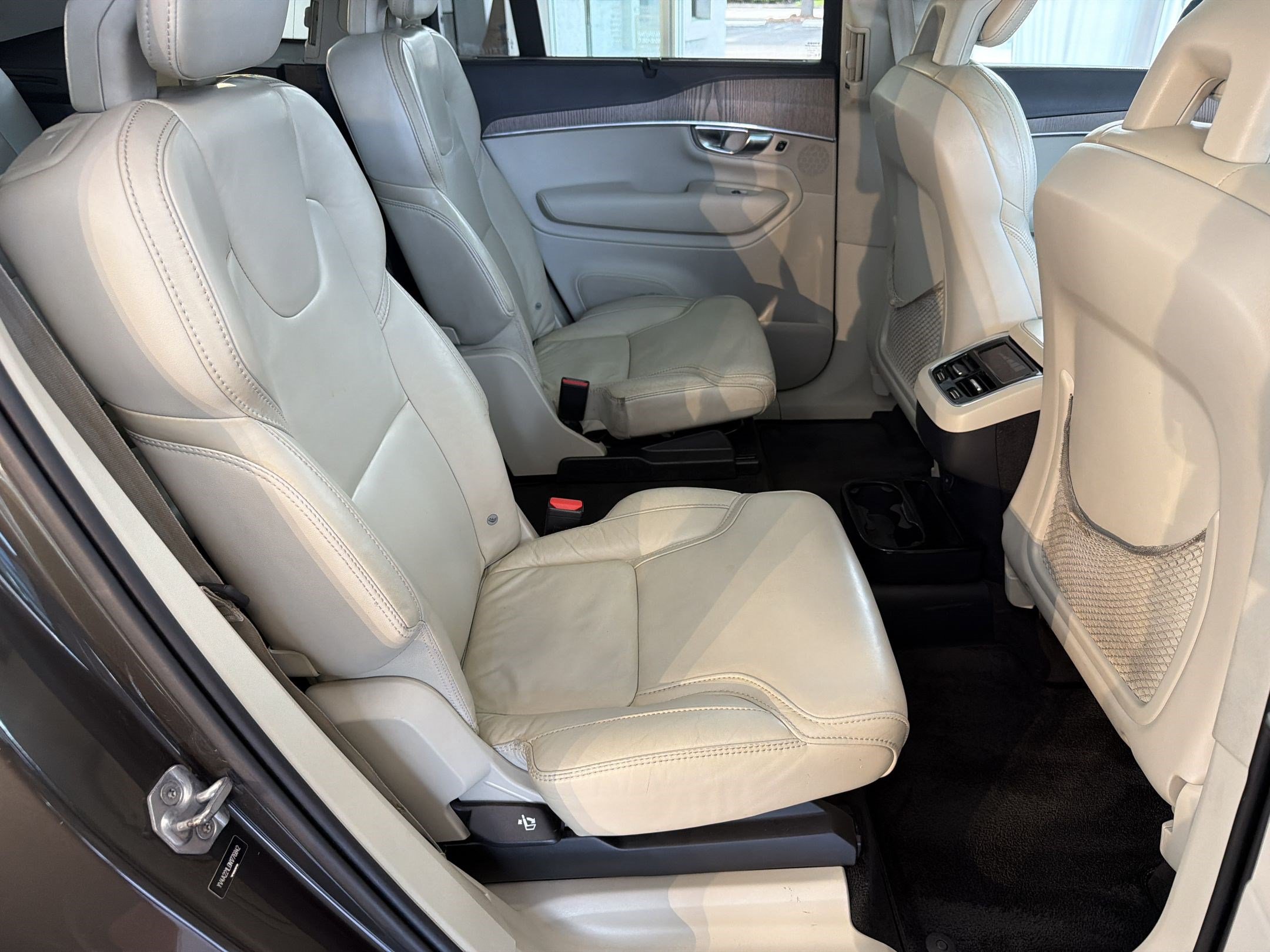 Used 2022 Volvo XC90 T6 Inscription w/ Advanced Package AWD/4WD image 29