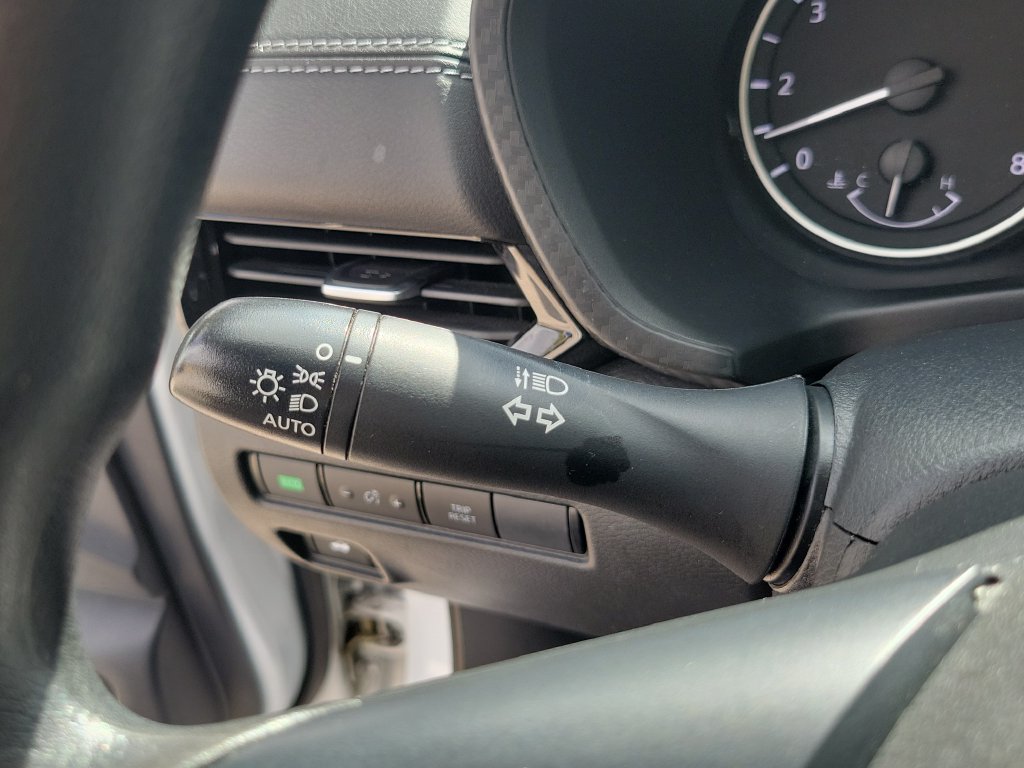 Used 2024 Nissan Sentra SV FWD image 28