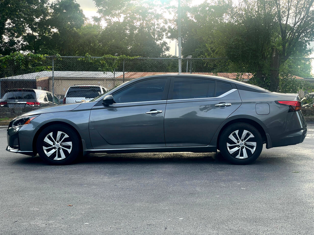 Used 2024 Nissan Altima 2.5 S image 9