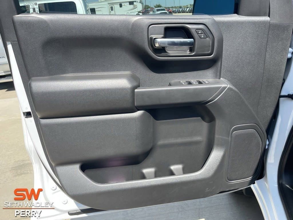 New 2025 GMC Sierra 1500 Pro AWD/4WD image 14