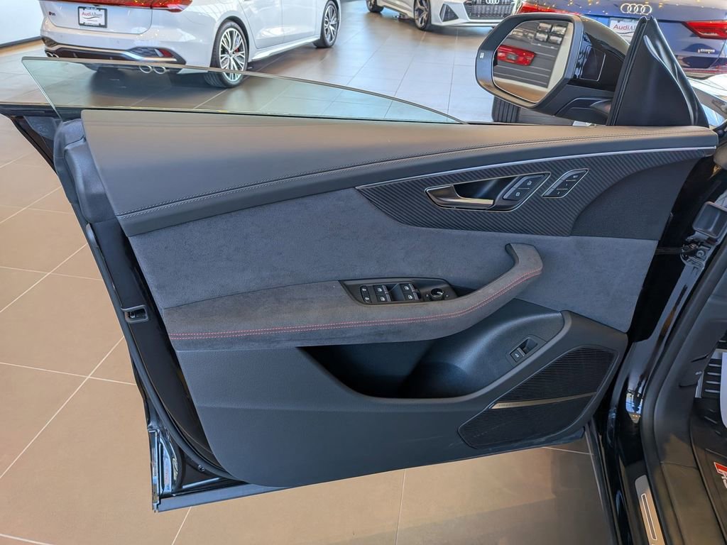 New 2026 Audi RS Q8 performance image 7