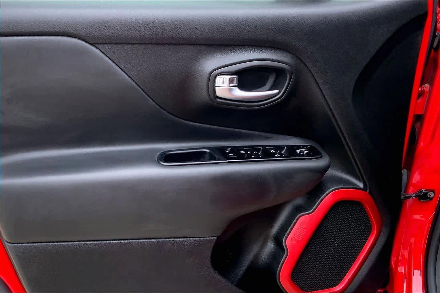 Used 2022 Jeep Renegade Latitude image 21