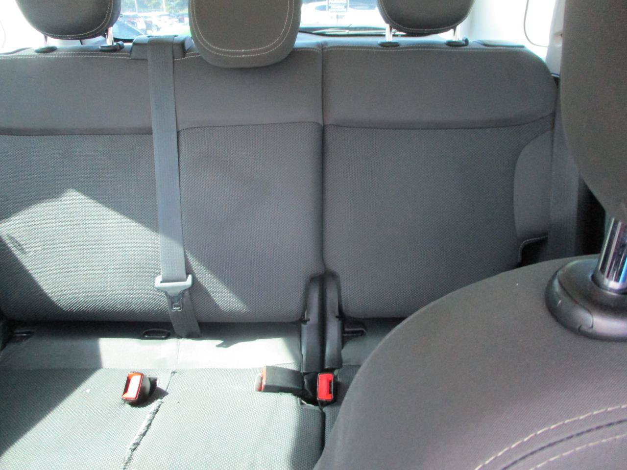 Used 2015 FIAT 500L Trekking FWD image 16